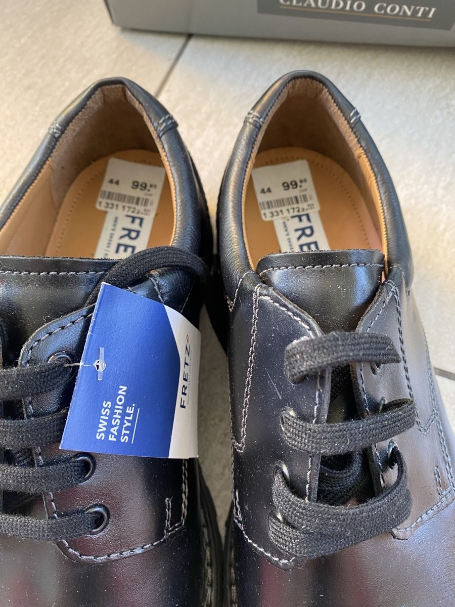 Chaussures hommes: Shoe gr 44 – Neuf avec emballage d'origine à Dietikon par Tdaf33 1