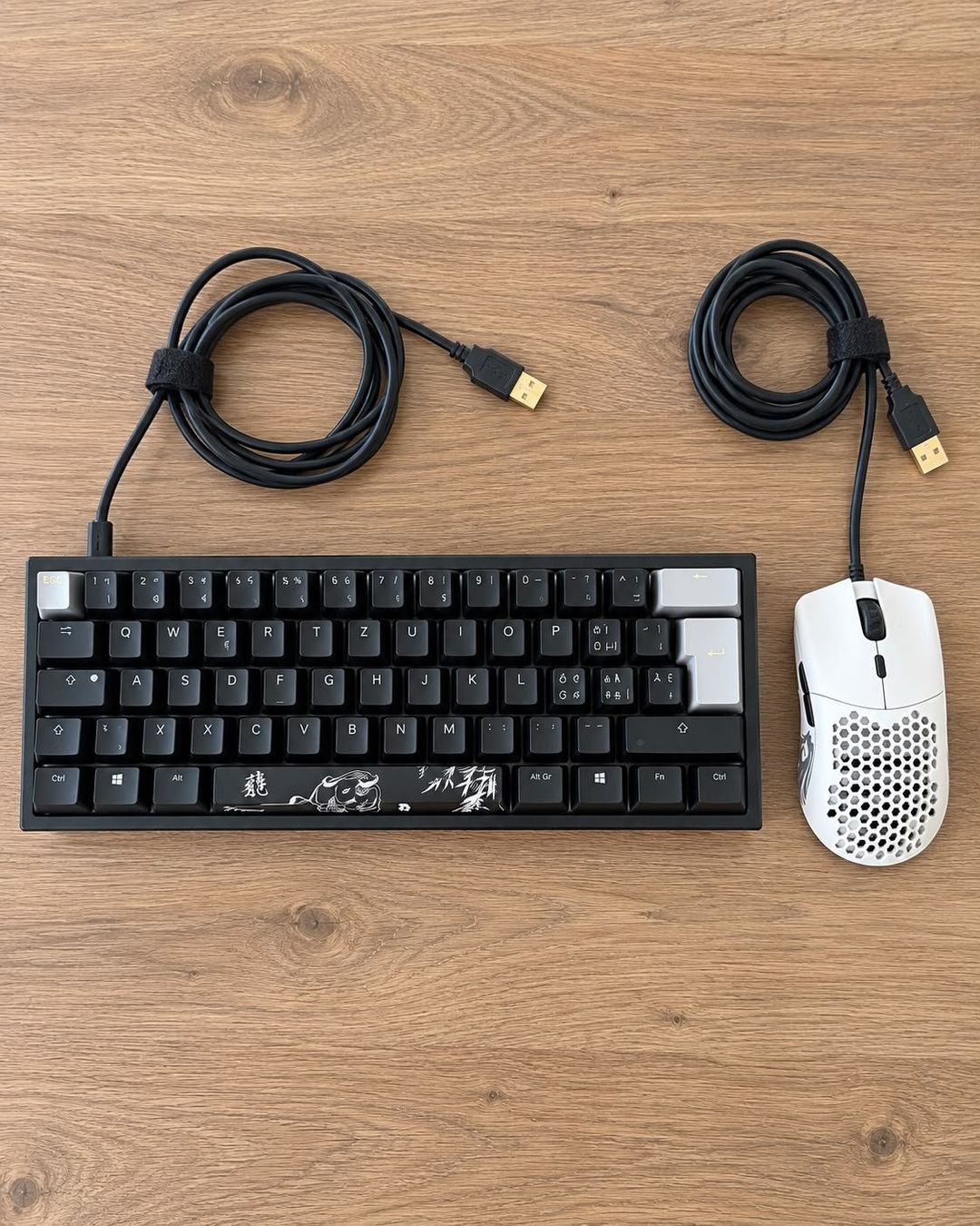 Ducky Tastiere: Ducky One 2 Mini + Glorious Model O Gaming Set – Usato da Urswil venduto da roli-4384