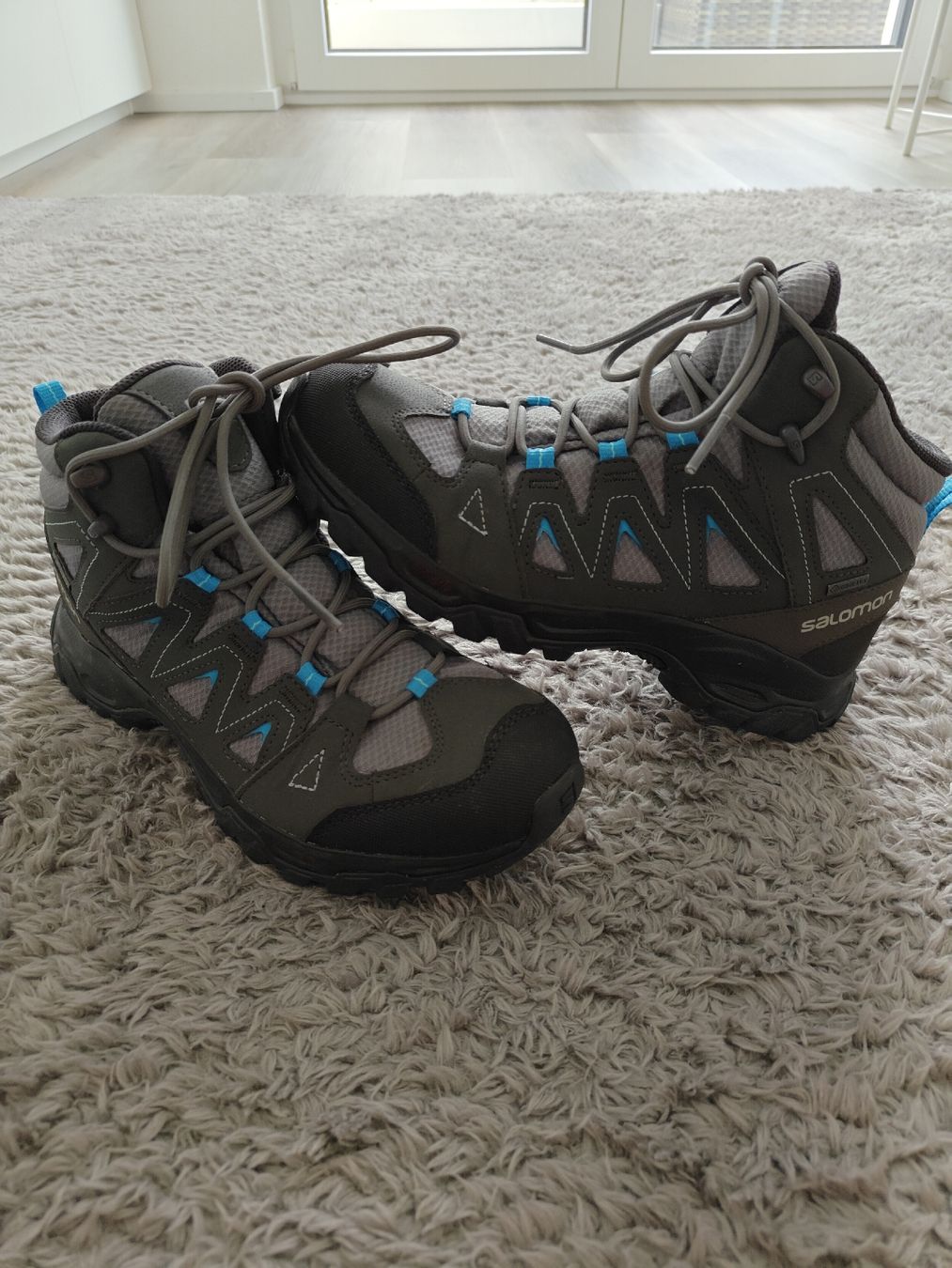 Salomon Scarpe da uomo: Salomon Wanderschuhe Gr. 40 NEU – Nuovo (secondo la descrizione) da Pieterlen venduto da Saemelili