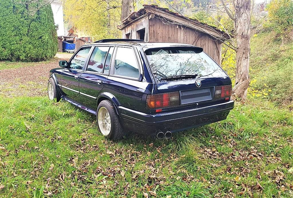 BMW Automobili: BMW E30 325ix Touring M Technik 2  *** Top Zustand *** – Nuovo (secondo la descrizione) da Escholzmatt venduto da Mpowerone 1