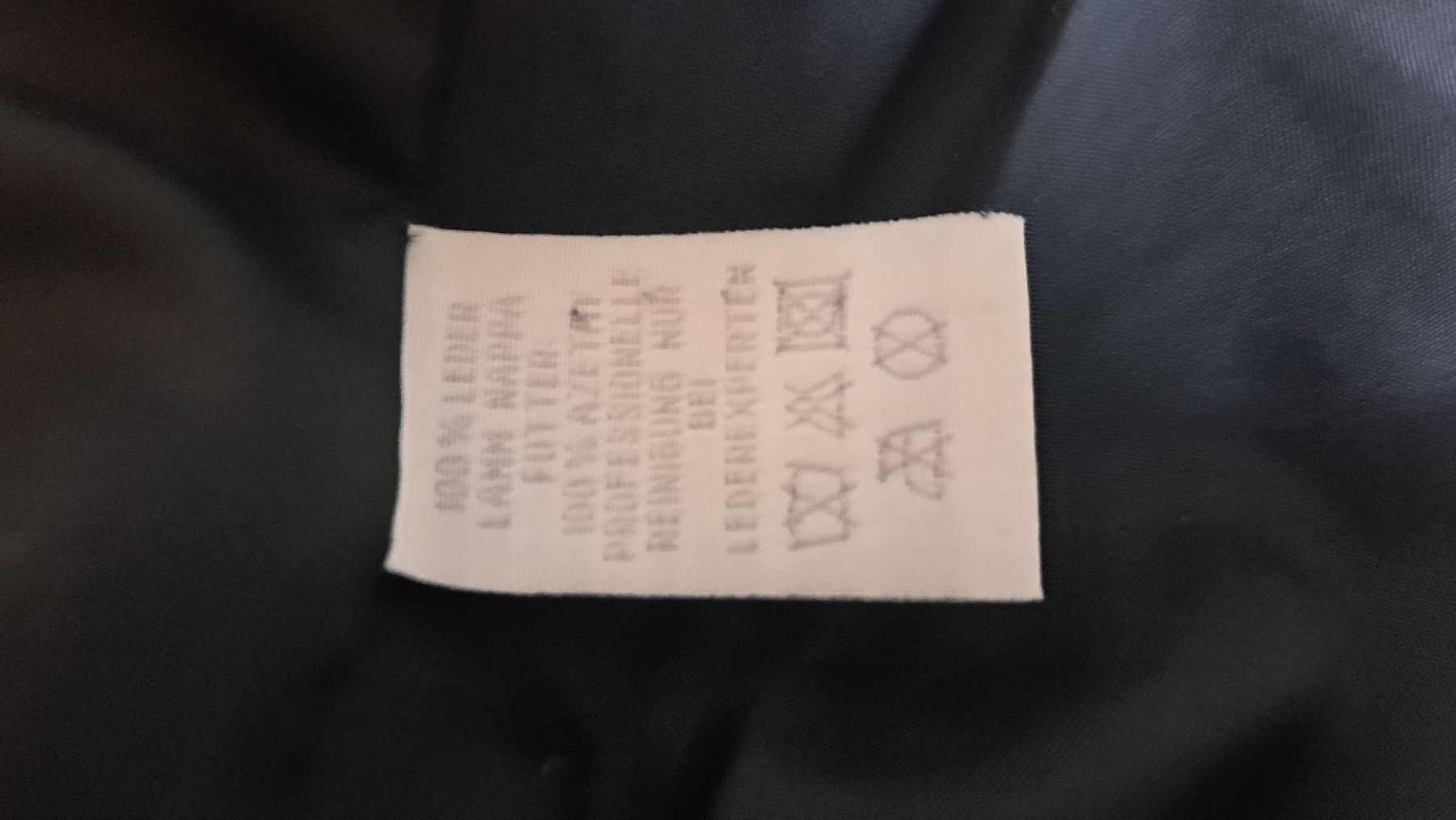 Globus Giacche: Lederjacke Globus Essentials schwarz Grösse 38  – Usato da Rechthalten venduto da Cnirvana 4