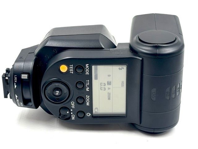 Sony Fotocamera: Sony ILCE-7RM2 / A7RII - 42 MP – Usato da Seewis Dorf venduto da Plebejus 8