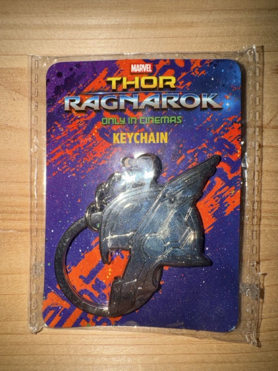 Marvel Portachiavi: MARVEL / Thor Ragnarok / Keychain / Cinema – Usato da Herzogenbuchsee venduto da TCG-High-Quality