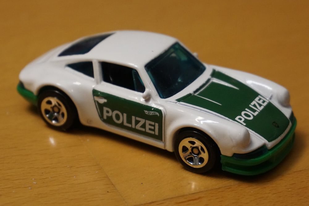 hot wheels 71 porsche 911 polizei