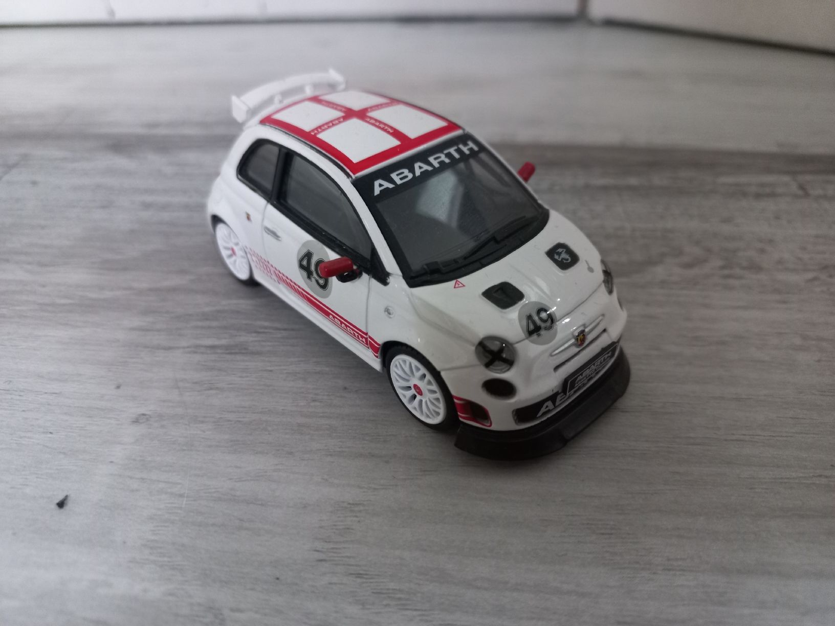 Fiat Modellautos: Fiat 500 1/43 Motorama – Gebraucht aus Attalens von remy_s00