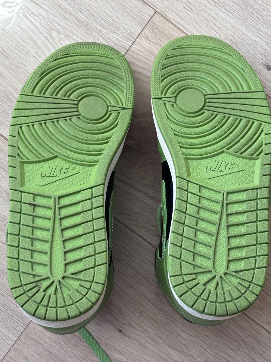 Nike Scarpe da uomo: Nike Air Jordan – Nuovo (secondo la descrizione) da Täsch venduto da Dmoosi 1