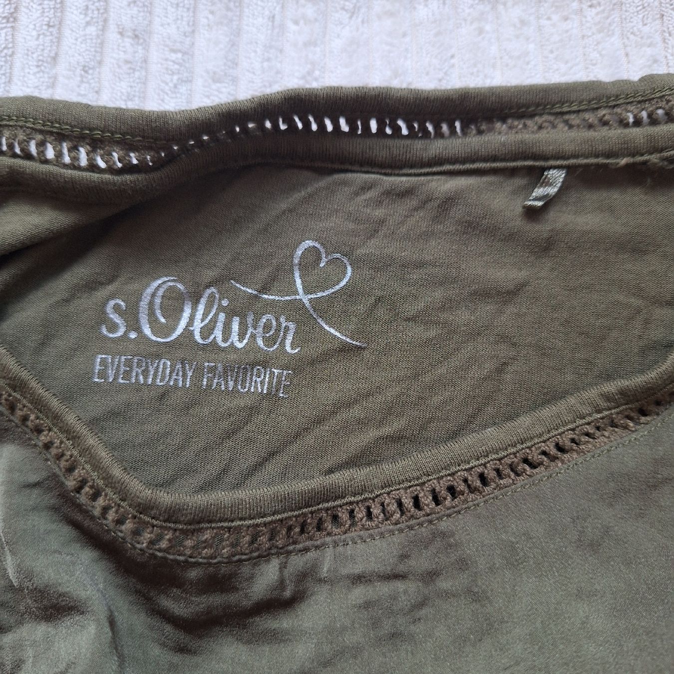 S.Oliver T-shirt: shirt von S.Oliver – Usato da Aeugstertal venduto da firefly33 2