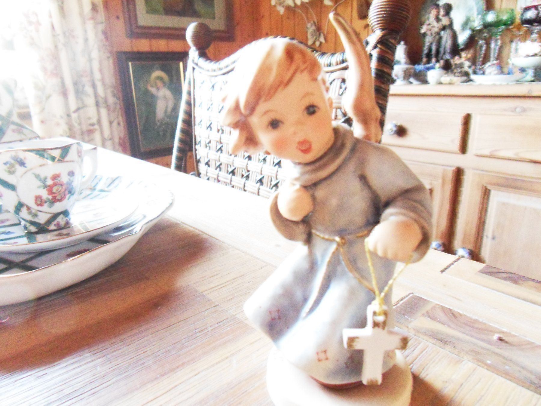 Hummel Statuette: Jahresengel Hummel – Usato da Schongau venduto da Eva-Katharina 1