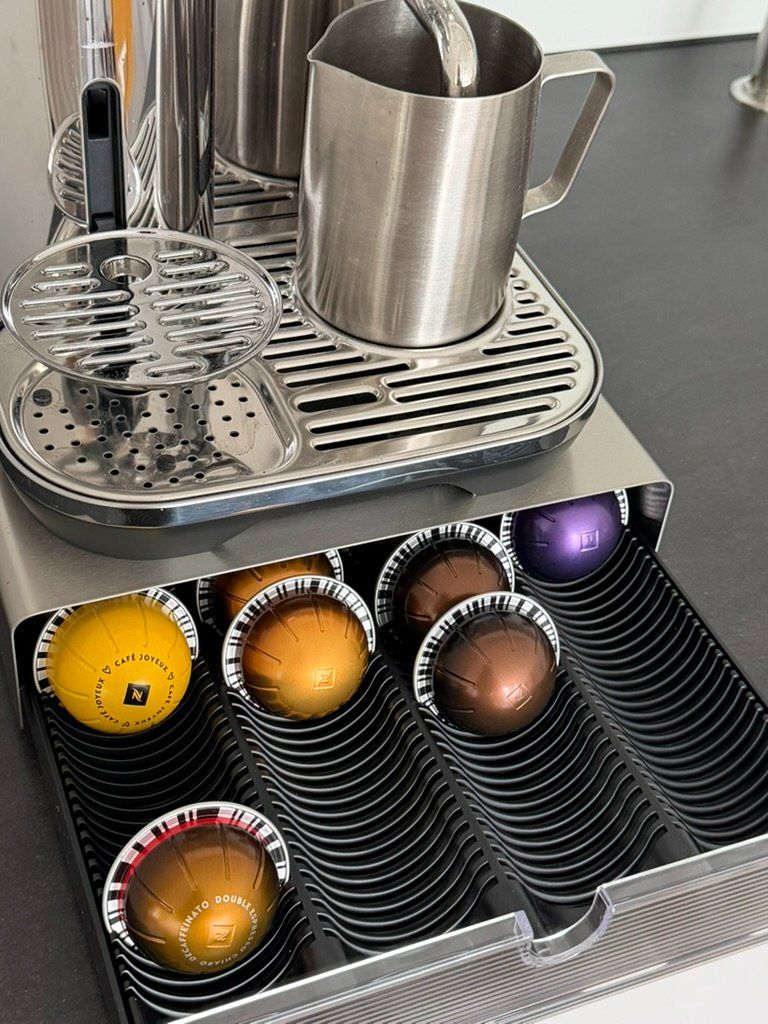 Sage Machines à café & Machines à expresso: Kaffe - Maschine   Sage  VERTUO CREATISTA – D'occasion à Baden par freiefi 4