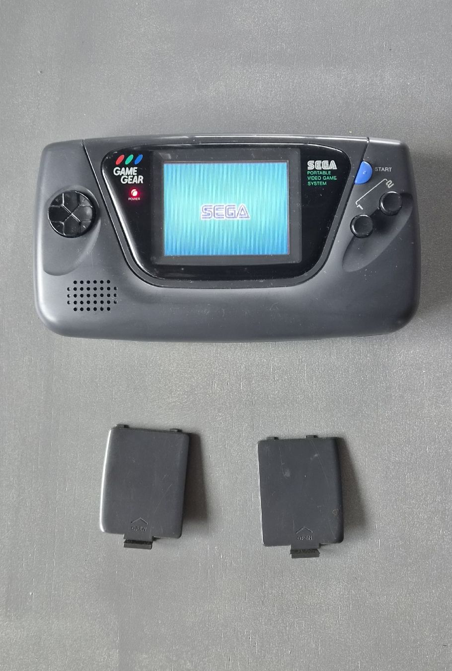 Sega Console: Console portable Sega Game Gear, état acceptable – Usato da Champlan venduto da Nick_B 1