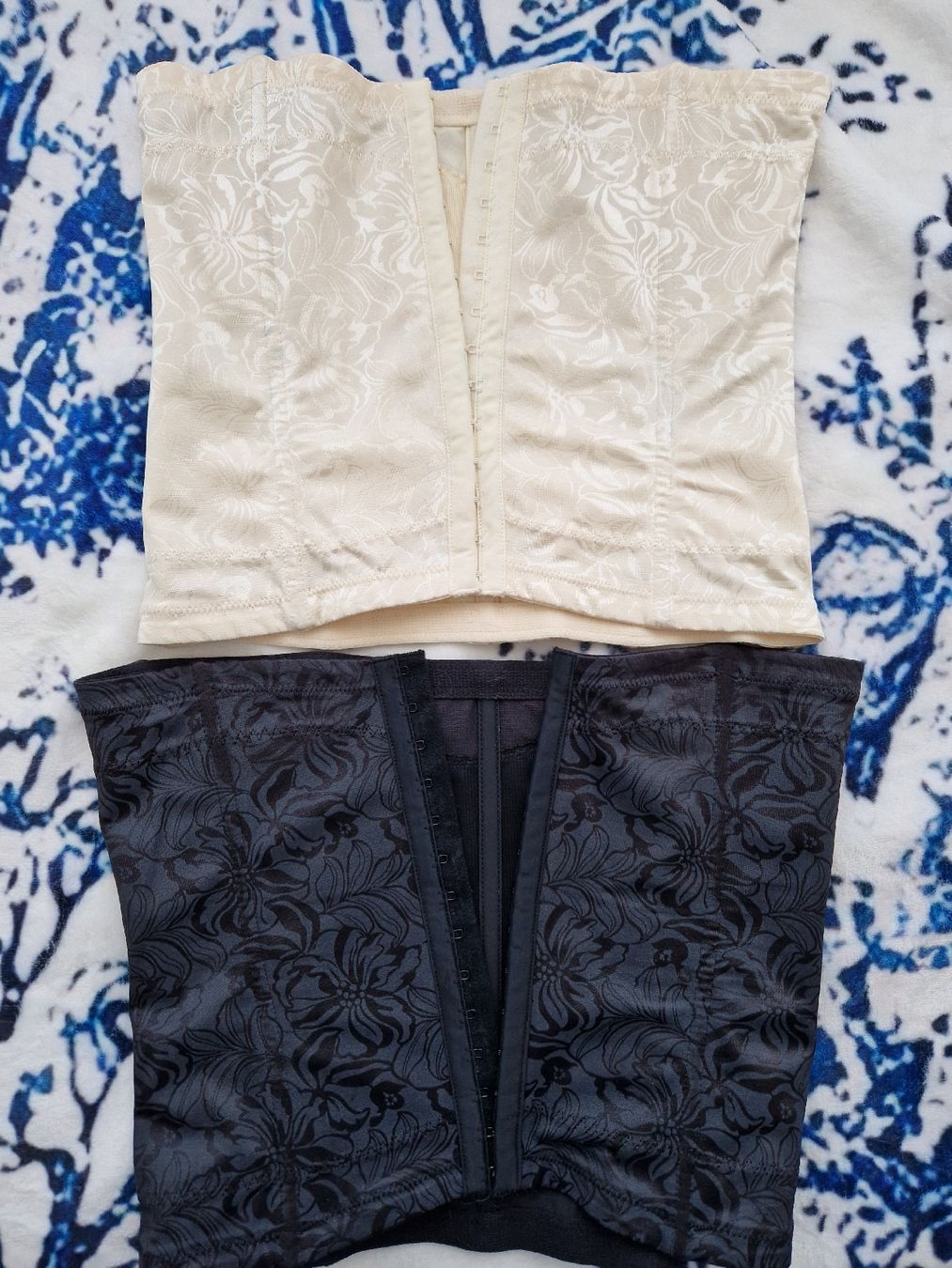 Triumph Autres dessous: 2 gaines Flexees taille M – Neuf (Voir description) à Sion par nat_xz7y