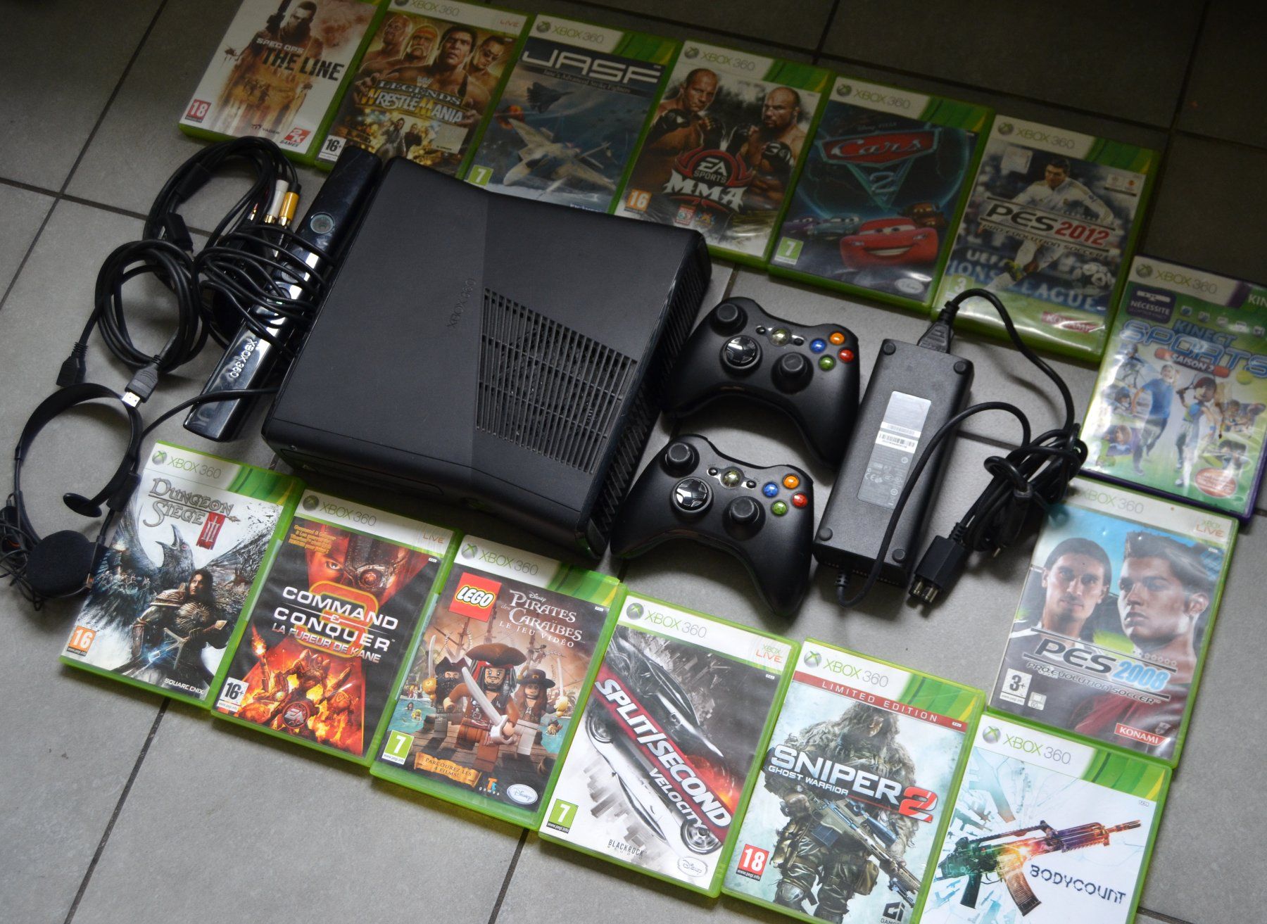 Microsoft Konsolen: Xbox 360 – Gebraucht aus Collonges von arashee 7
