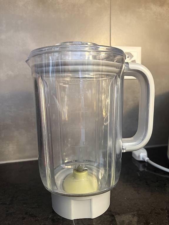 Elettrodomestici da cucina: Blender Smeg style rétro 800 W – Usato da Conthey venduto da carina.pereira 4