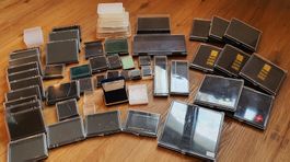 Lot / Restposten leere Pin Pins Schachtel Box Sammlerboxen