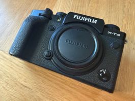 Fujifilm X-T4 Black – 26.1 MP, IBIS, 4K/60p – sehr gepflegt