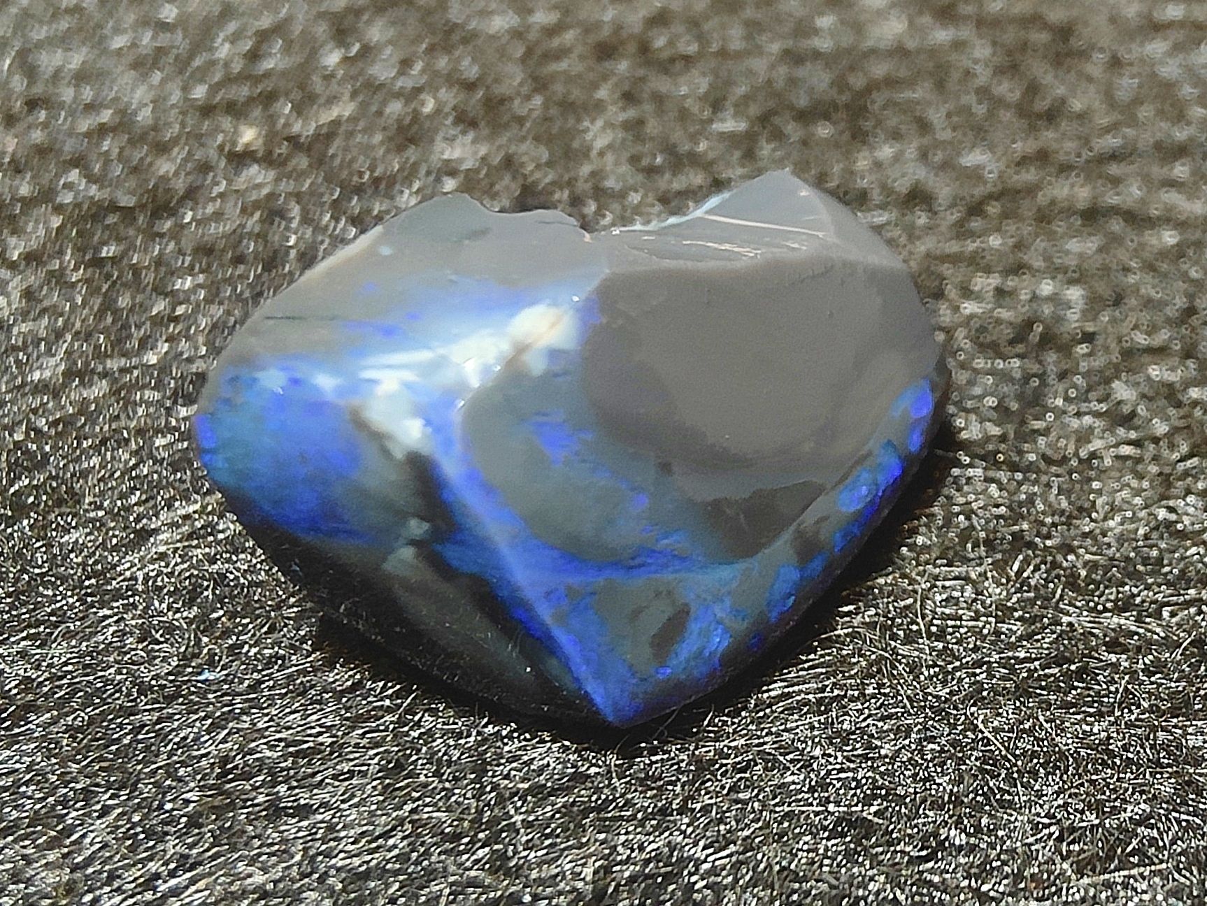 Pietre preziose: Rohopale Lightning Ridge 70ct – Nuovo (secondo la descrizione) da Biederthal venduto da P_h_1980 1