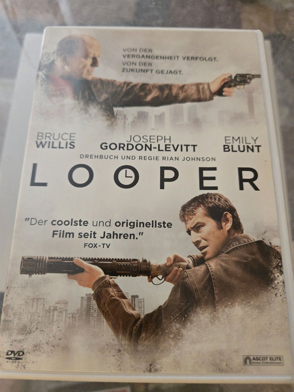 Alle DVDs: Looper DVD – Gebraucht aus Bussigny von Kfdlt