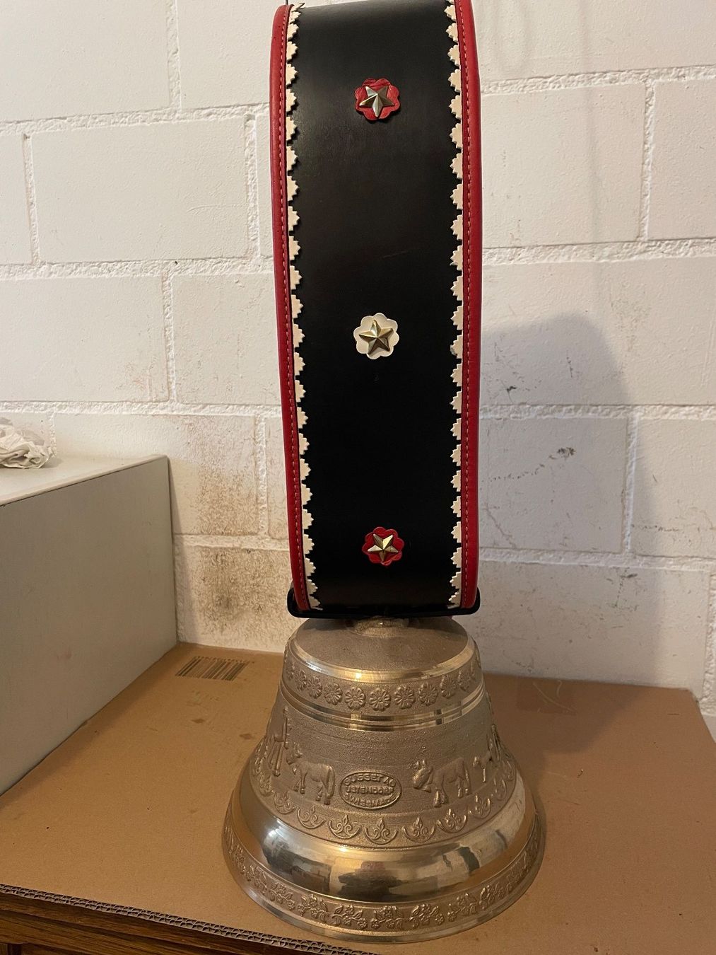 Campanacci mucche: Neuw. Gusset - Glocke ab 1.00 Fr. – Nuovo (secondo la descrizione) da Birrhard venduto da magisto52 3
