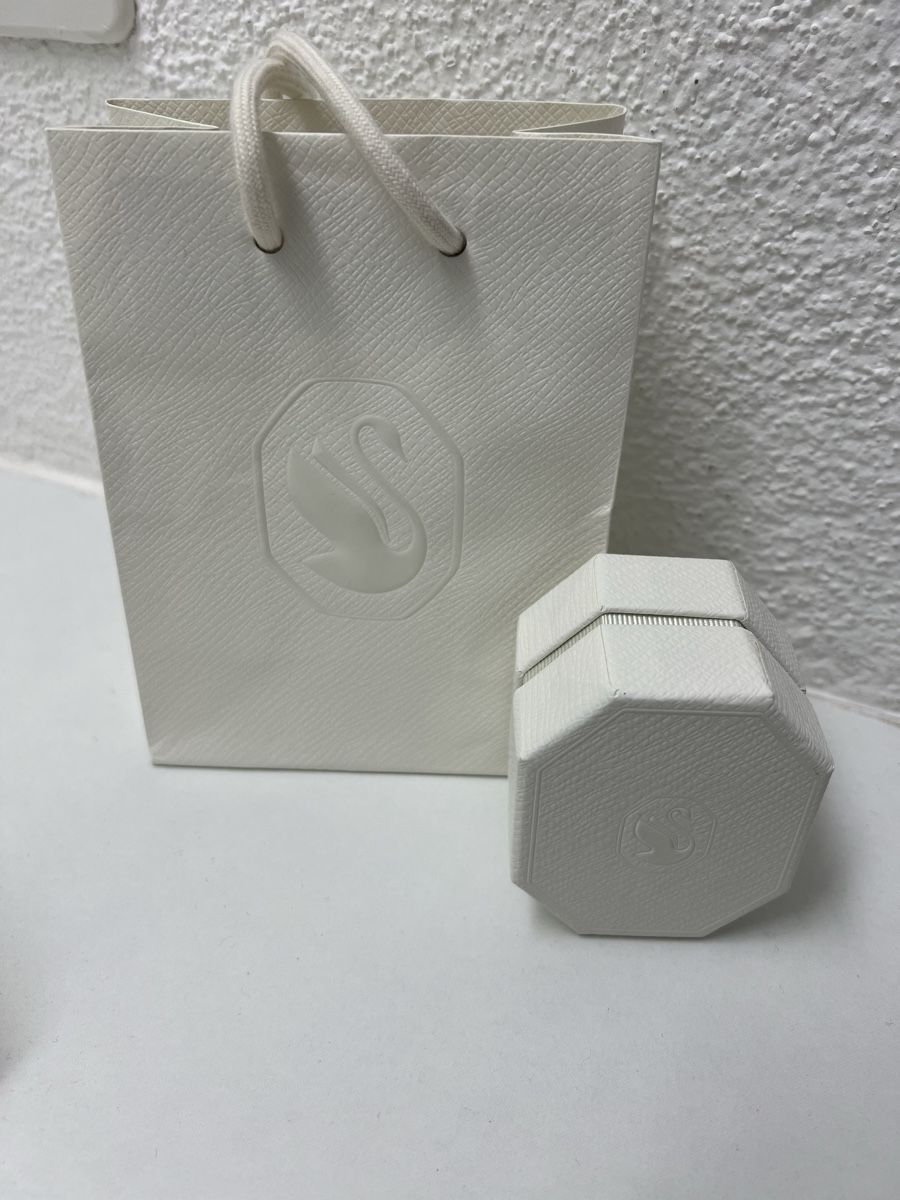 Swarovski Orecchini pendenti & Orecchini a lobo: Swarovski Ohrringe NEU und Originalverpackt – Nuovo e nell'imballaggio originale da Jona venduto da n.ferrari 1