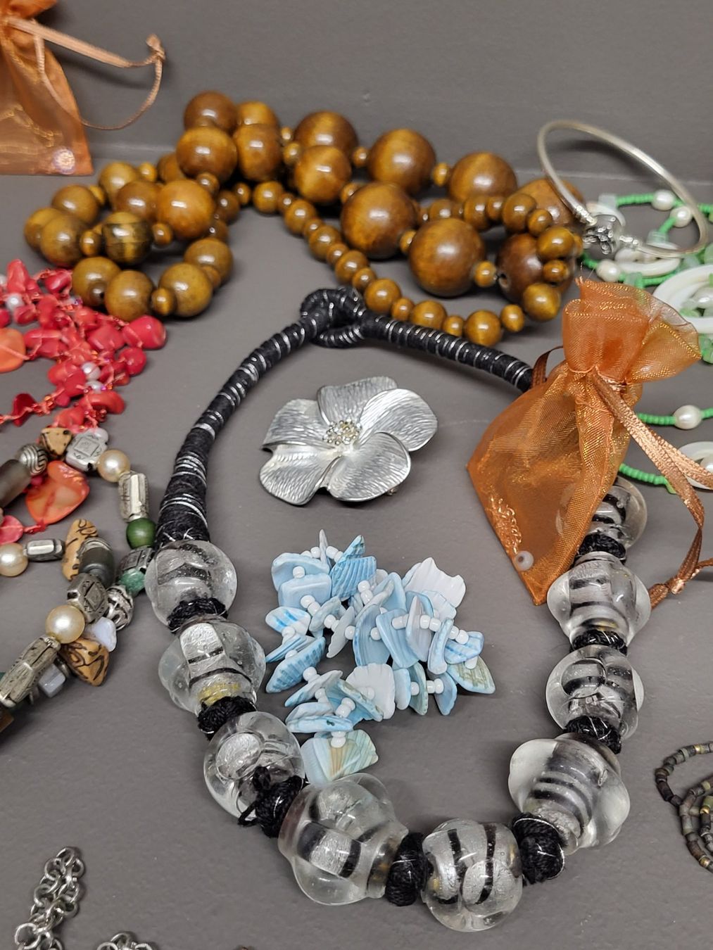 Sonstiger Schmuck: Lot von diversem Modeschmuck – Gebraucht aus Zürich von BOAC1943 7