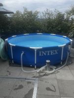 INTEX Pool Rund mit Pumpe gebraucht guter Zustand