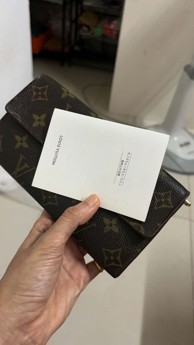 Louis Vuitton Portamonete: Louis Vuitton Monogram Sarah Wallet – Usato da Widnau venduto da Pukpan_99 6