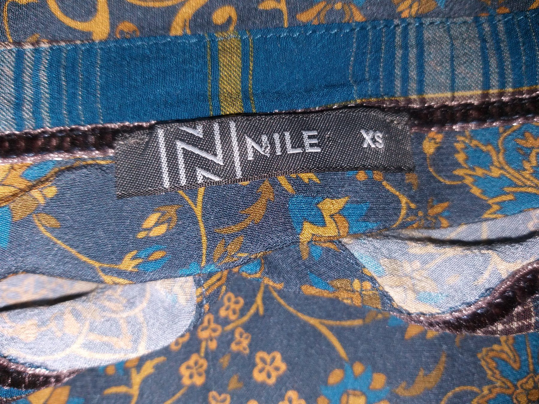 Nile Camicette: NILE  Blouse / Bluse  Taille / Grosse XS – Usato da Cossonay-ville venduto da Super-Price-Quality 9