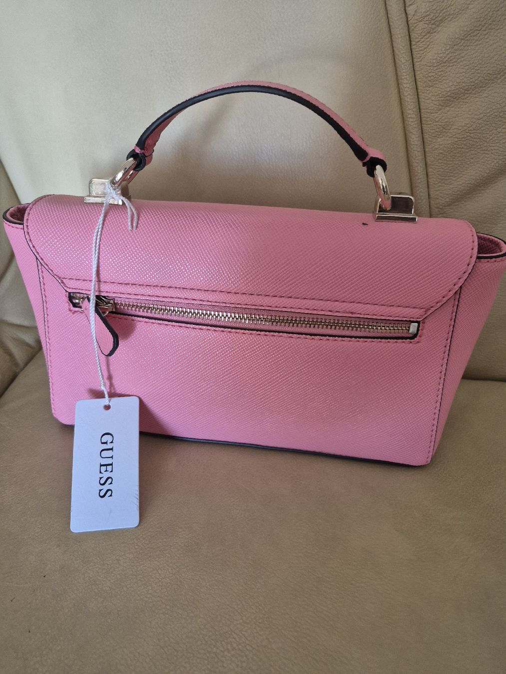 Guess Sacs femmes: Damentasche – Neuf avec emballage d'origine à Pfaffnau par gologoldun1953 3