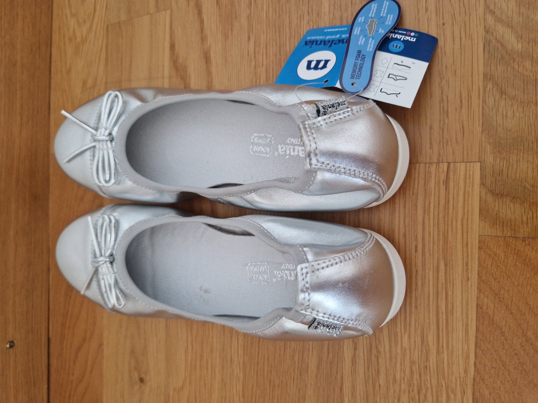 Scarpe per ragazze: Neu Melania Ballerinas Silber Grösse 36 – Nuovo (secondo la descrizione) da Buchs Sg venduto da Valedi 2