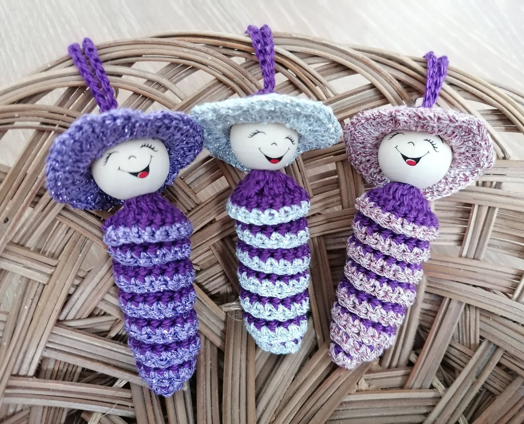 Tutte le decorazioni: Handgemacht Glückswürmchen 3 Stück Violet – Nuovo e nell'imballaggio originale da Rümlang venduto da TRICE67