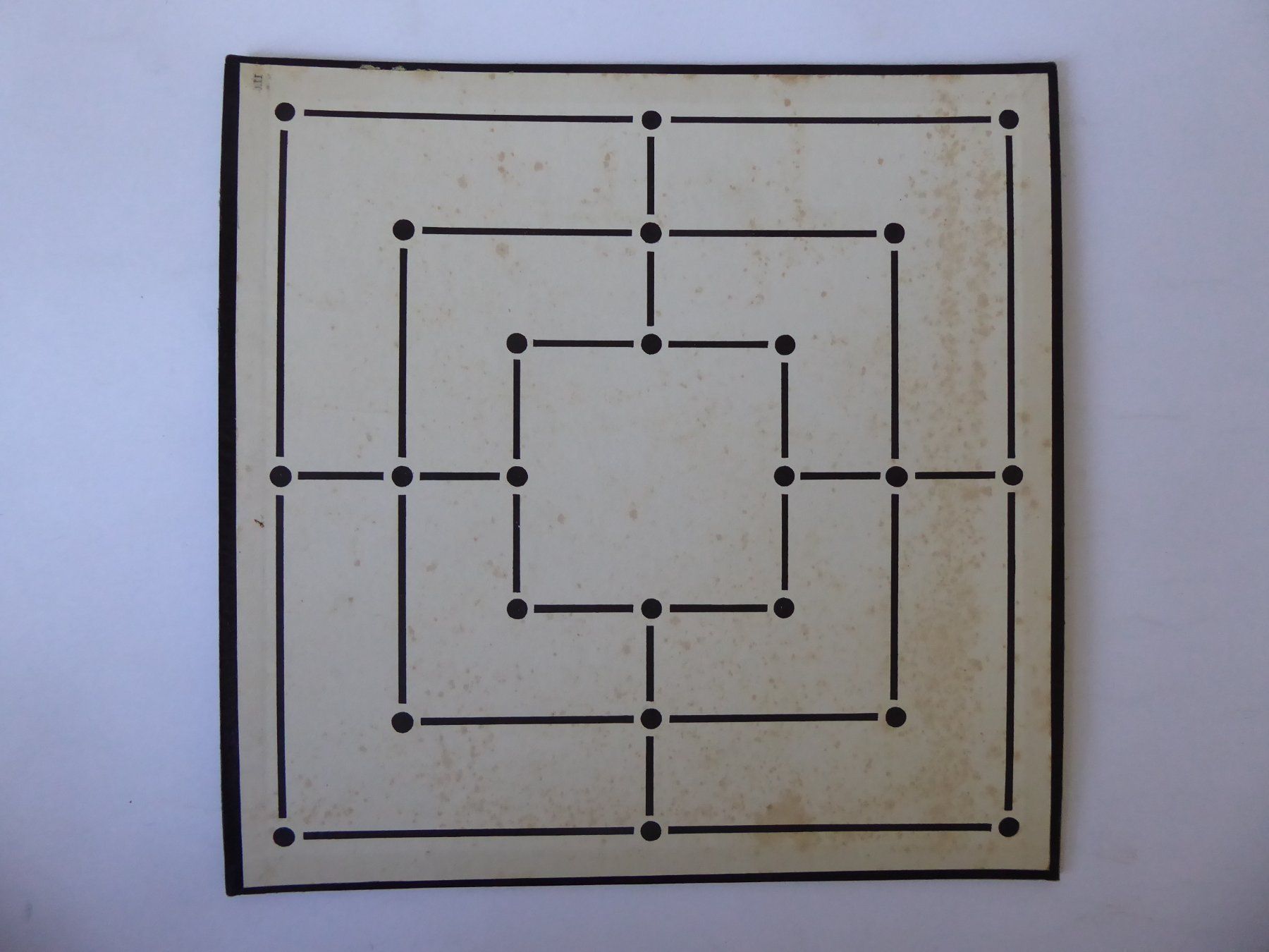 Giochi: Spielpläne: Schach und Mühle, antik – Usato da Turbenthal venduto da Panau 1