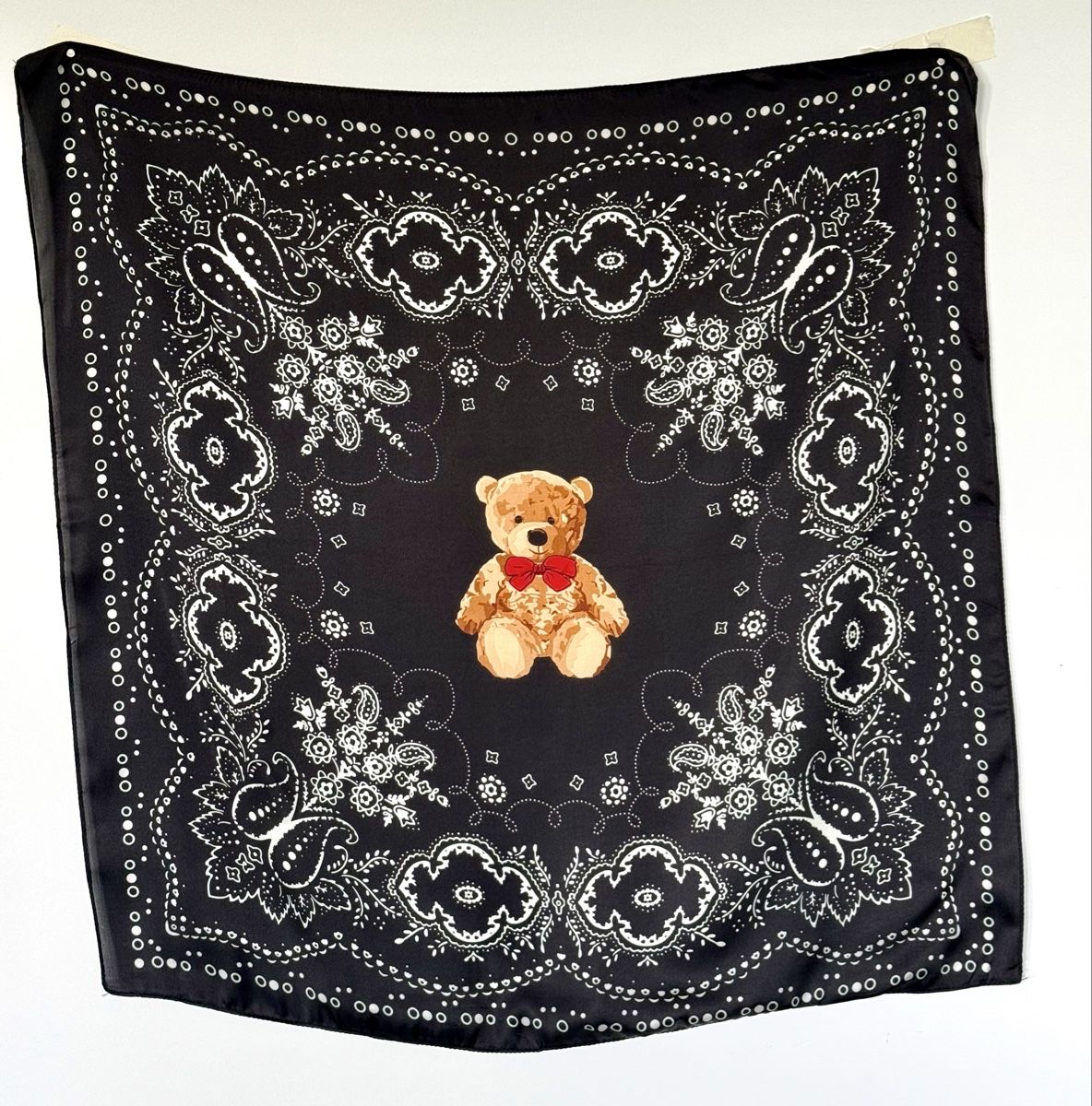 Foulard & Sciarpe: Foulard 70x70 – Nuovo e nell'imballaggio originale da Zürich venduto da XChange