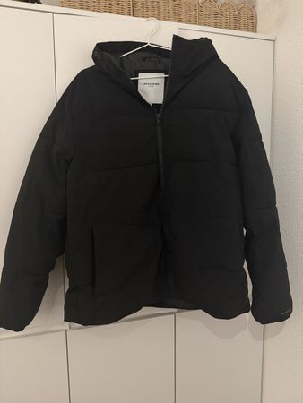 Jack & Jones Winterjacke schwarz Grösse XL neuwertig