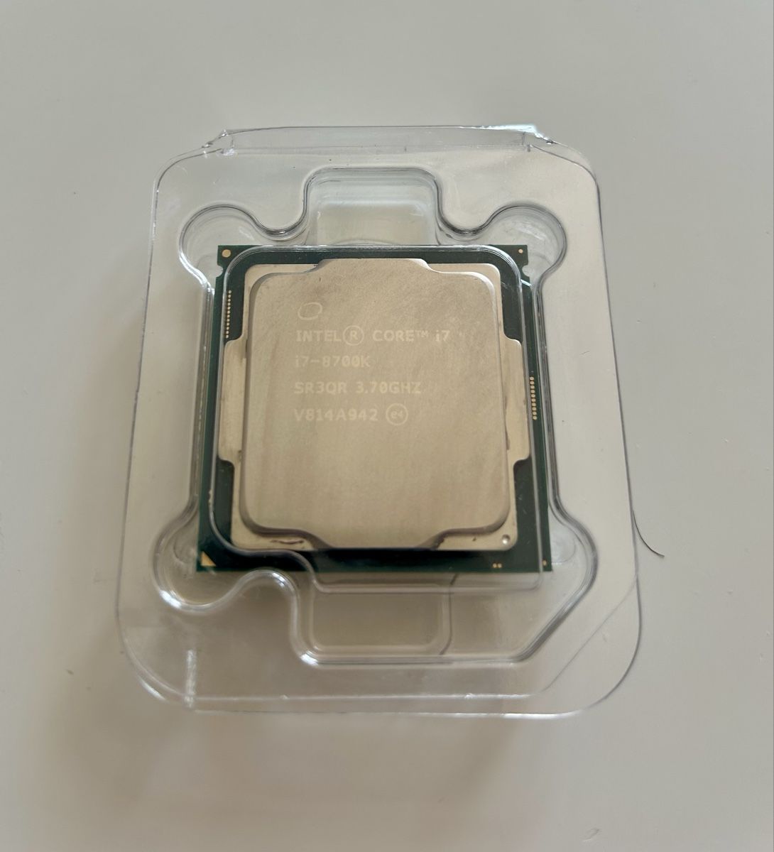 Intel Componenti elettronici: Intel Core i7-8700K – 3.70 GHz – Usato da Chêne-Bourg venduto da bro_z9y6
