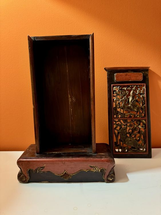 Toutes les décorations: Antike Holzschnitzerei China Schrein mit Tür 51cm hoch – D'occasion à Esslingen par Takayama25 1