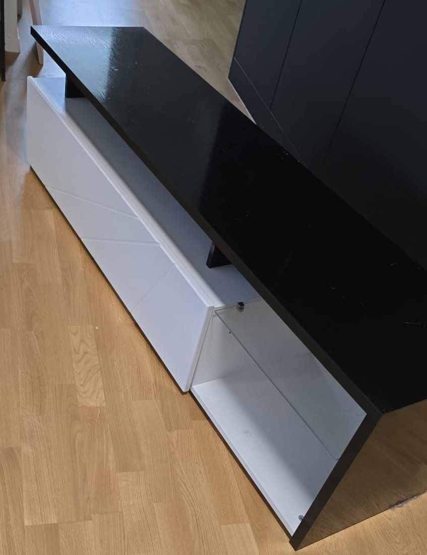Conforama Meubles TV: TV Möbel – D'occasion à Niederlenz par dade62 1