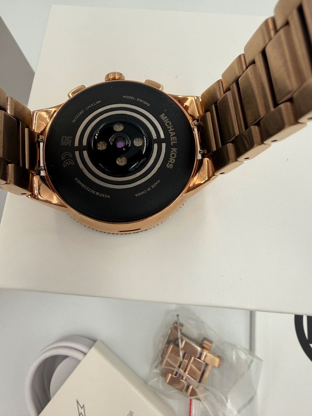 Michael Kors Smartwatch: Michael Kors Smartwatch Rosegold – Neuf (Voir description) à Wiedlisbach par Sistershop 2