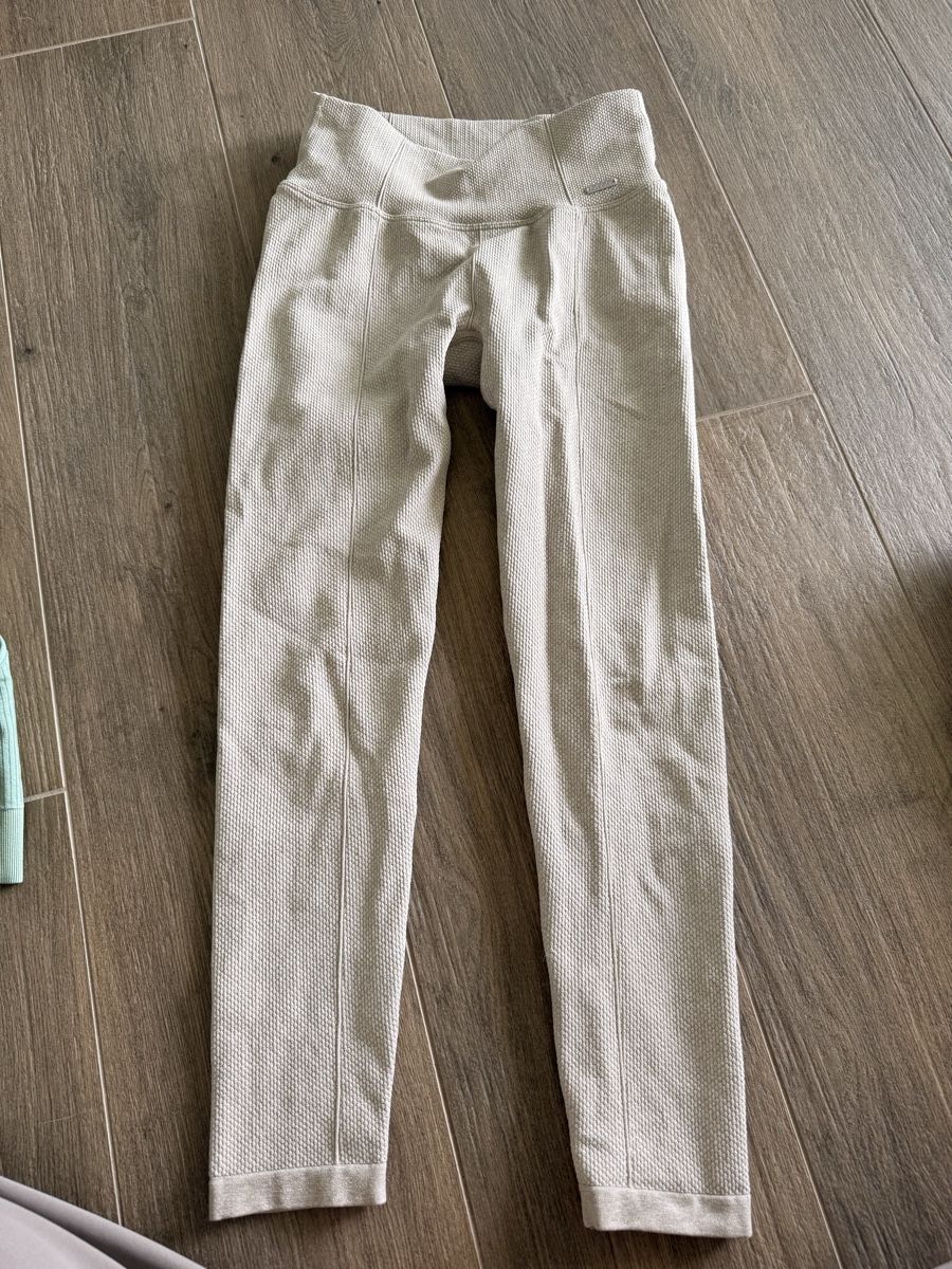 Leggings: Aimn leggings – Gebraucht aus Zürich von Bellinka23