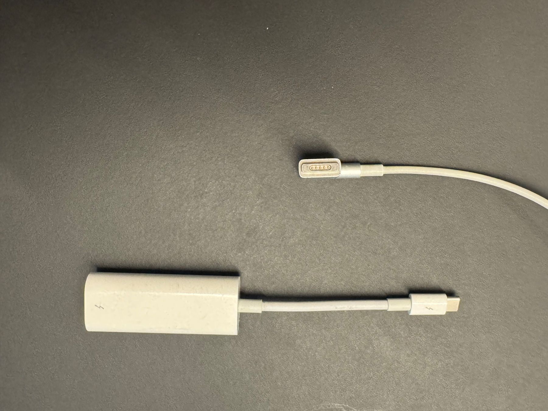 Apple Ecrans: Apple Thunderbolt Display 27“ inkl. USB-C Adapter – D'occasion à Bern par user_egghz2 3