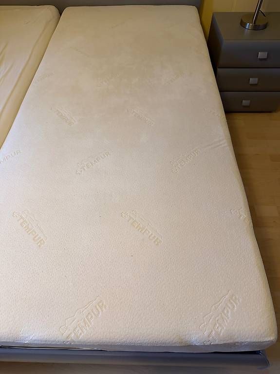 Matelas: Tempur Matratze 90x200 cm – D'occasion à Hägglingen par KarinK