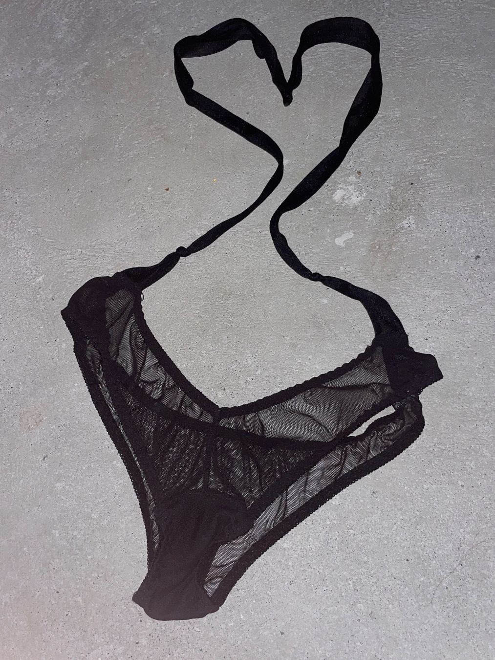 Altra biancheria intima: ALLES RAUS Damen String transparent – Usato da Kloten venduto da simones.thriftshop