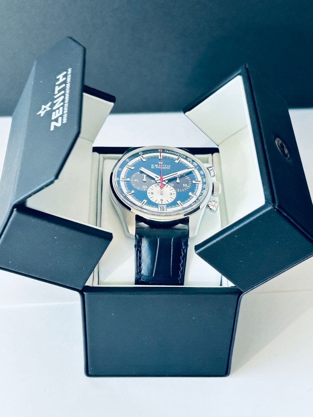 Zenith Orologi: Zenith CHRONOMASTER El Primero. New/Garantie. – Nuovo e nell'imballaggio originale da Genève venduto da GLwatchsa 4