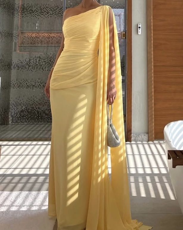 Kleider: Abendkleid - Butter yellow – Neu (gemäss Beschreibung) aus Urtenen-Schönbühl von dal_pyd6 1