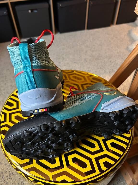 Scarpe da donna: Trekkingschuhe Damen Salewa – Usato da Zürich venduto da Gum 1
