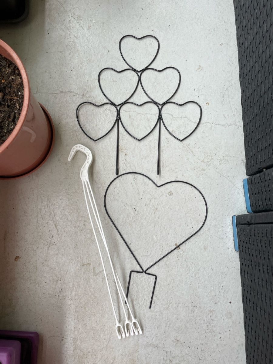 Piante & sementi: 2 Blumenstützen + 1 Topf Aufhänger – Usato da Rüfenacht BE venduto da Edinas_shop