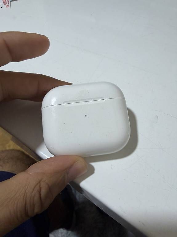 Casques audio: Airpods Gen 2 – D'occasion à Murgenthal par kev_mmr6