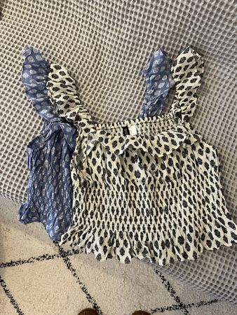 2 H&M Crop Blusentops, Gr. M, neu!