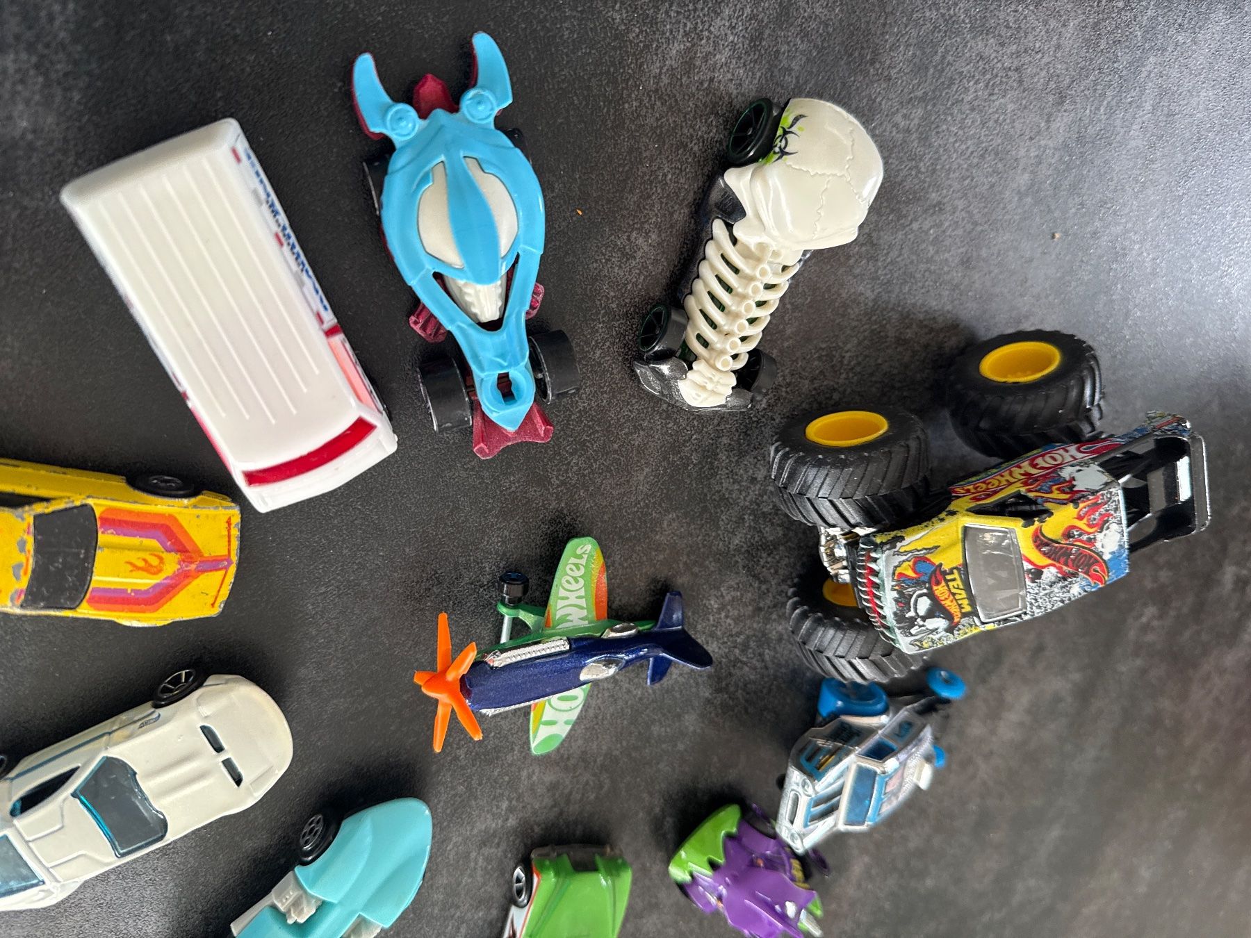 Hot Wheels Spielzeuge: Lot voitures  Hot Wheels à – Gebraucht aus Blonay von Simba1094 1