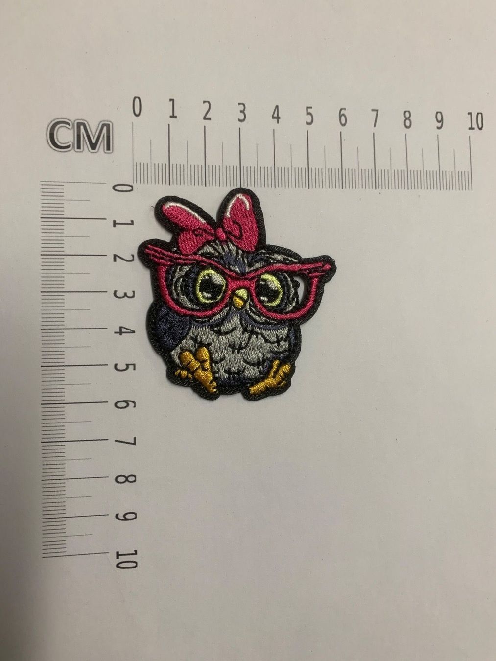 Altro in  Abbigliamento & Accessori: Uhu Brille Badge – Nuovo e nell'imballaggio originale da Ostermundigen venduto da Mcone 1