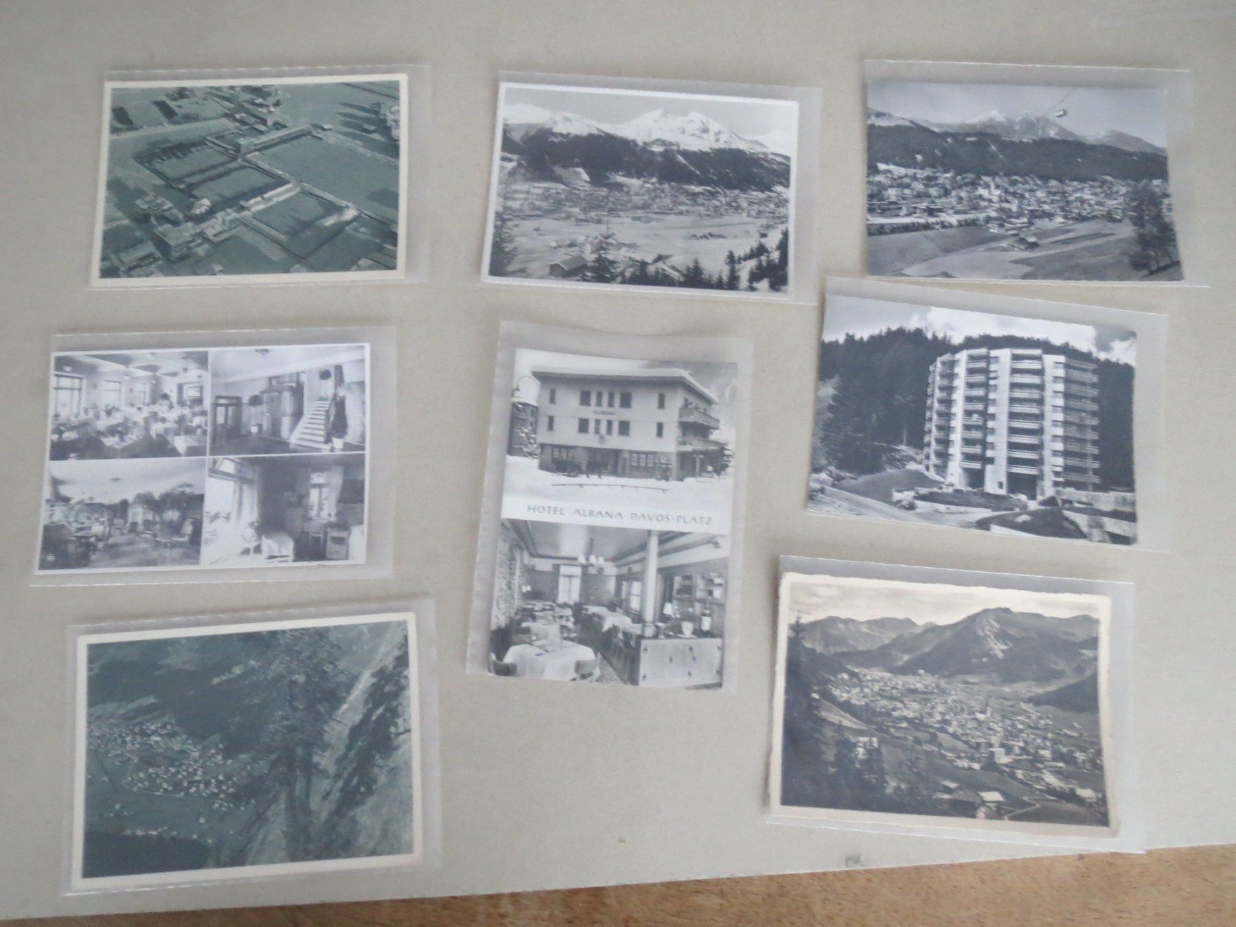 Cartoline postali: Davos - 145 alte Ansichtskarten – Usato da Tagelswangen venduto da Miski 3